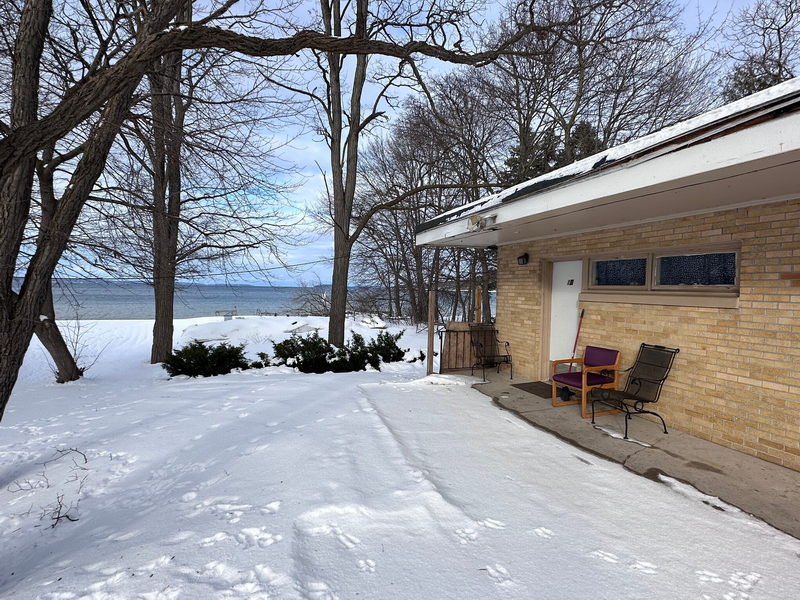 Terrace Beach Motel - Loopnet Photo (newer photo)